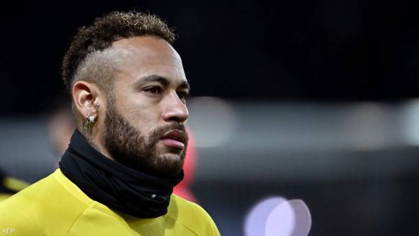 صحيفة فرنسية تفجر مفاجأة مدوية بشأن نيمار