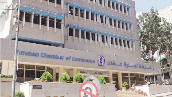 تطبيق نظام تحديد ساعات العمل ينظم عمل القطاع التجاري ويحفظ حقوق العمال