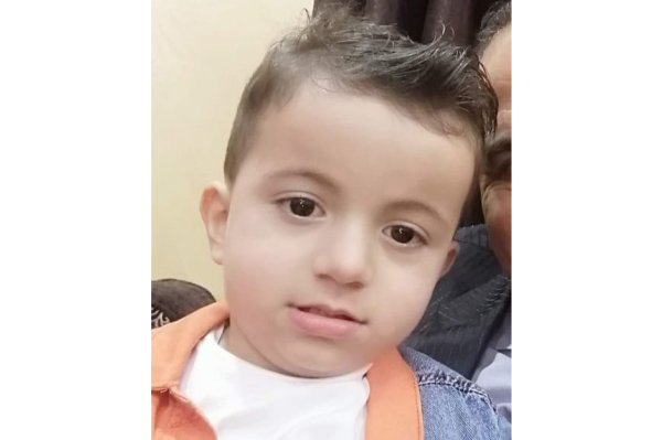 إربد.. وفاة طفل بصعقة كهربائية أثناء الاحتفال بنجاح شقيقته