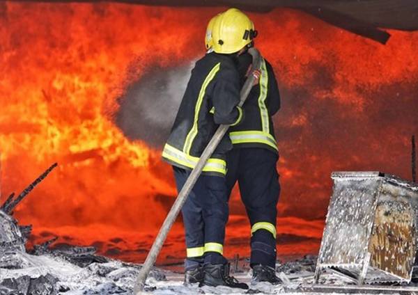 عين حسودة تضرب العقبة حريق بعد حريق.. والأسباب قيد التحقيق !!