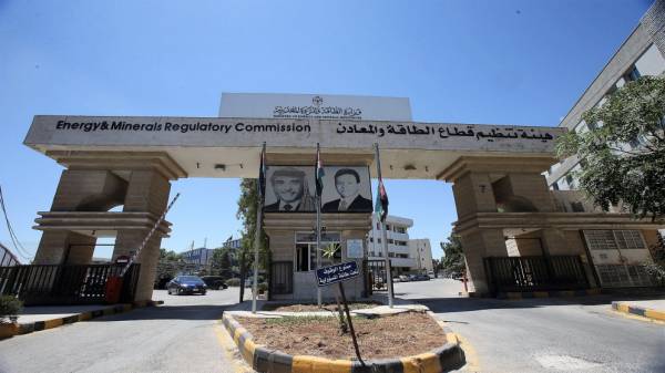 190 طلبا لرخص تصدير مواد خام في شهر