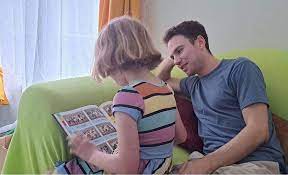 متبرع بحيواناته المنوية يبدأ رحلة بحث عن أكثر من 96 طفلا كان وراء إنجابهم