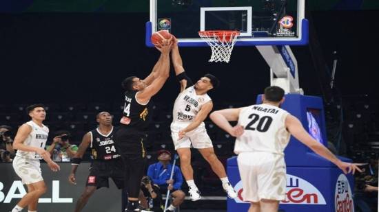 مواجهة تاريخية اليوم لمنتخب كرة السلة أمام نظيره الأميركي بكأس العالم