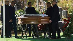 بالفيديو.. جنازة سرية لبريغوجين في مسقط رأسه