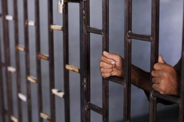 معدل السير: عقوبة هذه المخالفة الحبس من أسبوعين إلى شهر أو غرامة لا تزيد على 100 دينار