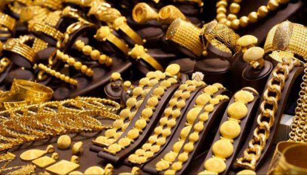 39.6 دينار سعر غرام الذهب عيار 21 محليا