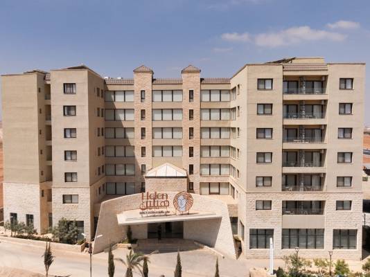 إطلاق مشروع هيلين أكبر سكن للطالبات في مدينة اربد النابضة بالحياة.. صور
