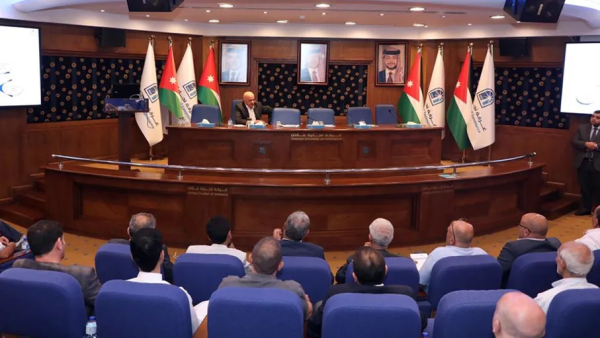 4 قطاعات تجارية تتوافق على تحديد ساعات لإغلاق المحال بالعاصمة