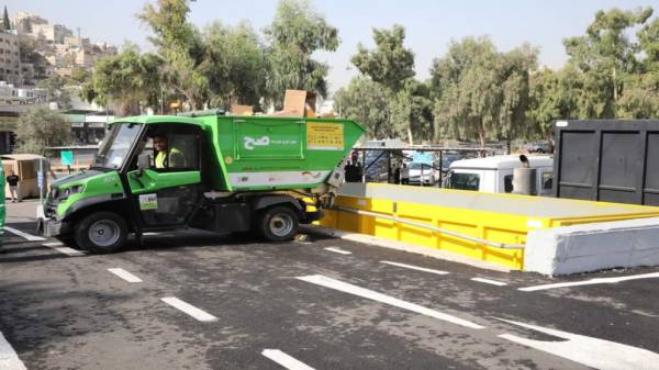 إطلاق المرحلة الثانية من مشروع فرز النفايات من المصدر