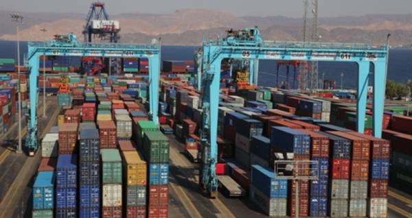 مغادرة 22 شخصا المستشفى بعد اصابتهم بحالات اختناق في ميناء العقبة