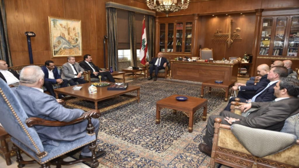النائب الخلايلة يبحث مع رئيس مجلس النواب اللبناني التعاون التشريعي بين برلماني البلدين