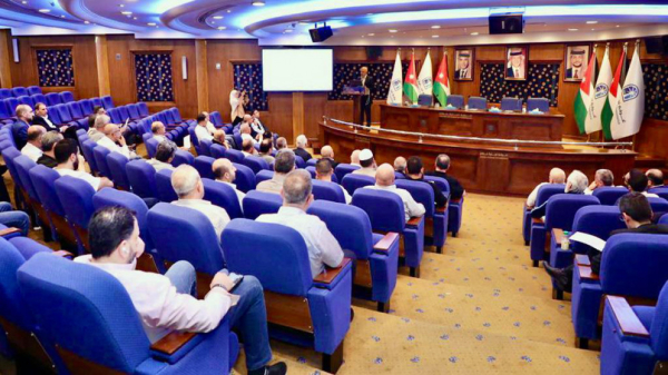 4 قطاعات تجارية جديدة تطالب بتحديد ساعات العمل لمحالهم في عمّان