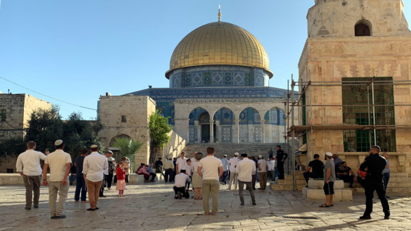 الأردن يدين اقتحامات المتطرفين للمسجد الأقصى مما ينذر بالمزيد من التصعيد