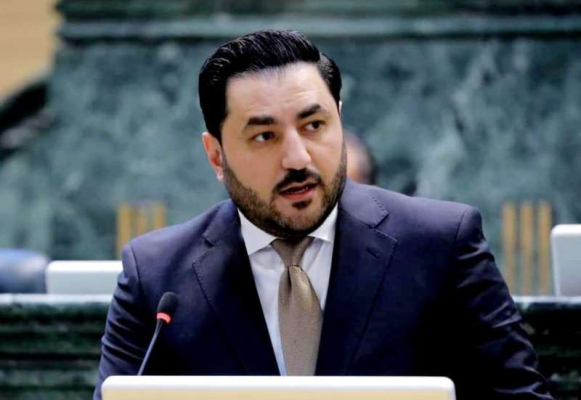 النائب فريحات يطالب استجواب رئيس الوزراء بخصوص شركات التأمين المتعثرة