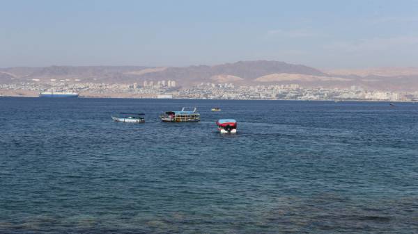 غرق قارب مساند خال من الركاب في العقبة