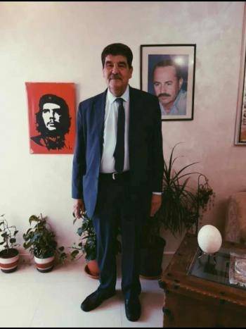 وفاة الإعلامي والمخرج زيد فريز