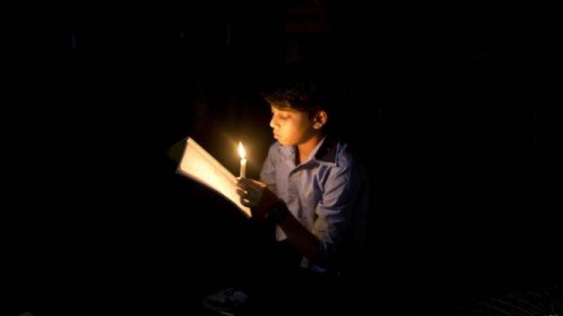 الاحتلال يوقف خدمة الإنترنت عن قطاع غزة منتصف الليلة