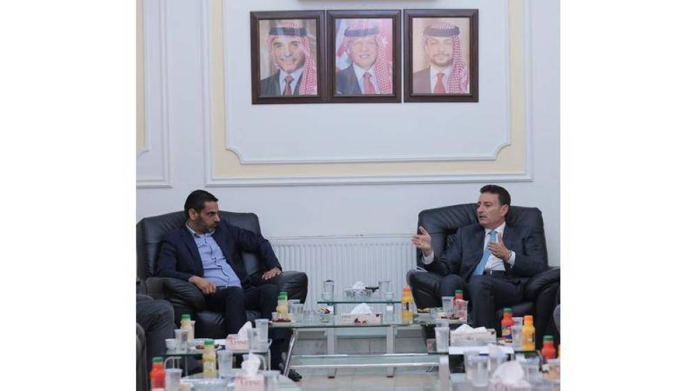 الصفدي من نقابة الصحفيين: ملتزمون بدعم الصحف الورقية والمسار المهني للتلفزيون وبترا