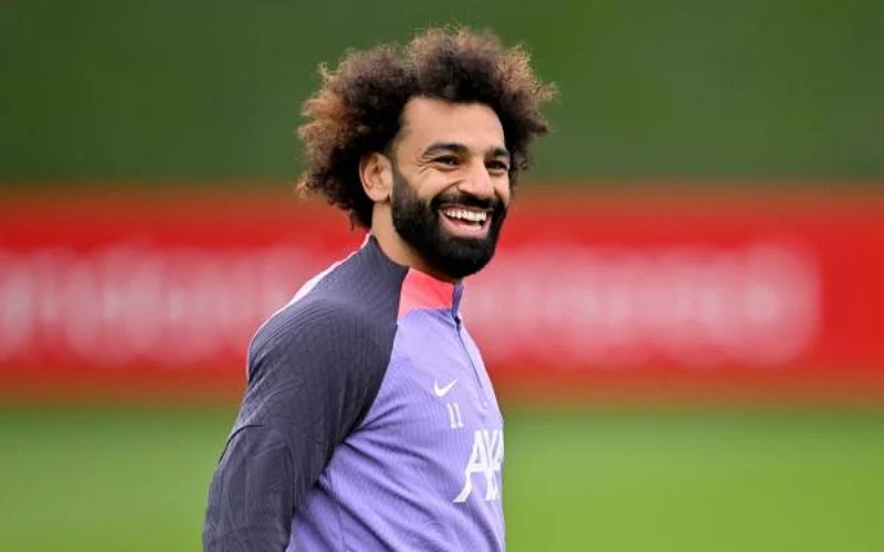 صلاح يخسر أكثر من مليون متابع بسبب موقفه من العدوان