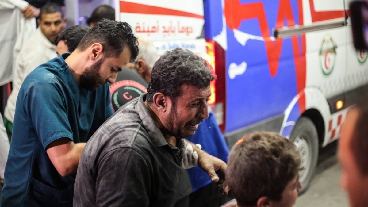 مدير وزارة الصحة في غزة: يصعب التعرف على جثث ضحايا مجزرة المعمداني