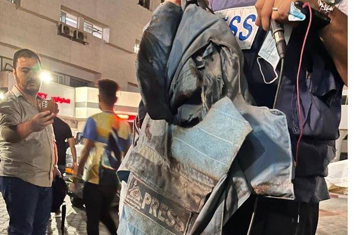 لدفن الحقيقة... استهداف صحافي في قصف اسرائيلي