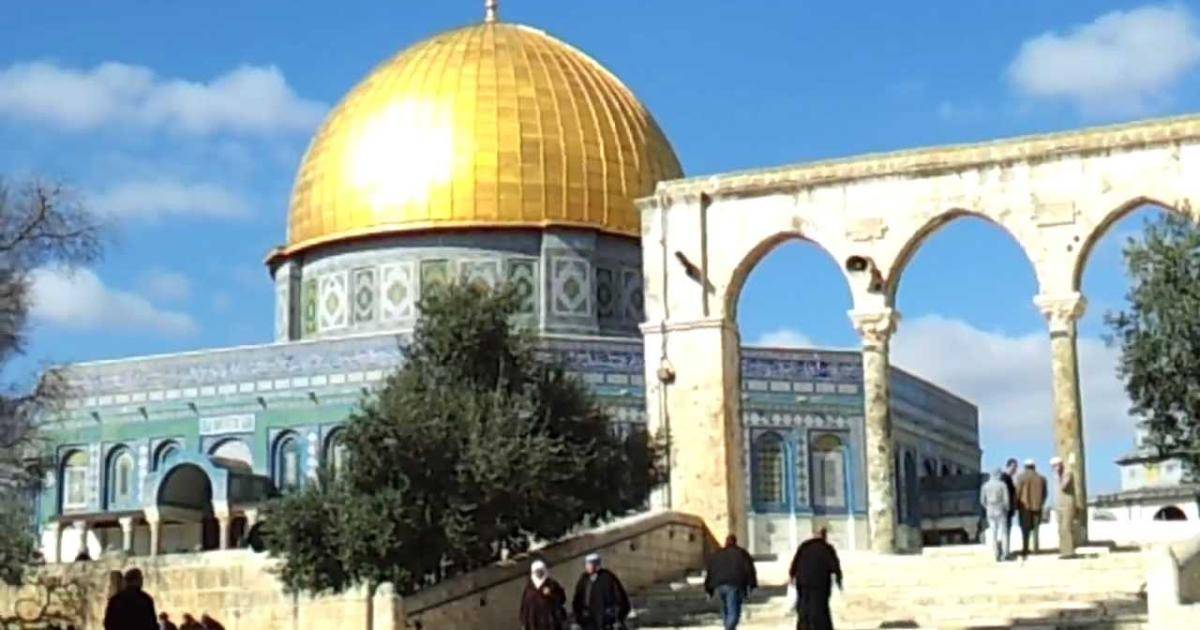 سلطات الاحتلال تغلق المسجد الأقصى