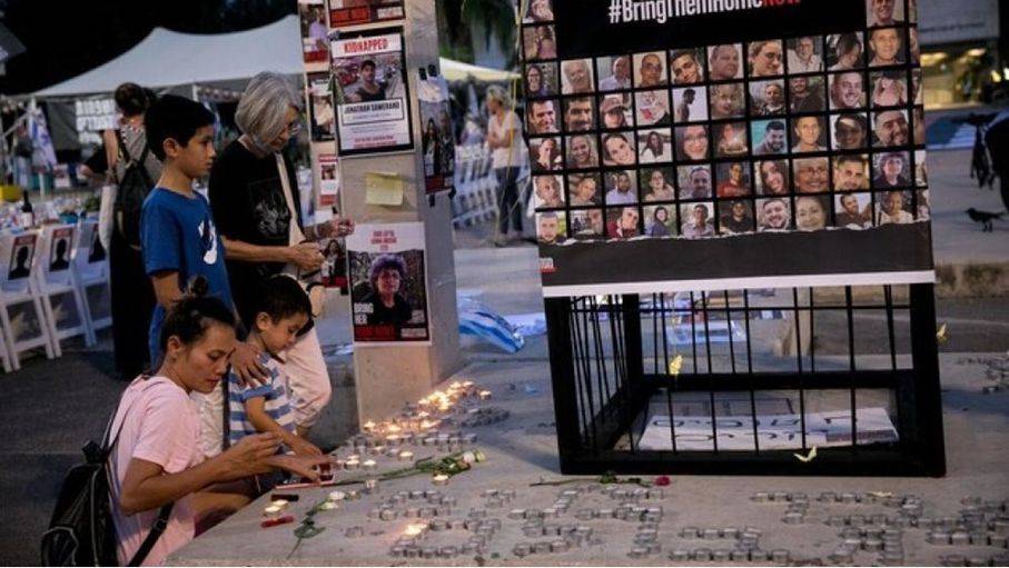 عائلات أسرى الاحتلال بغزة تطالب بصفقة تشمل الكل مقابل الكل