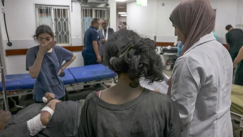 انهيار وشيك للمستشفيات العاملة في قطاع غزة