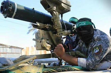 كتائب القسام تعلن تدمير وإشعال النار بآلية صهيونية