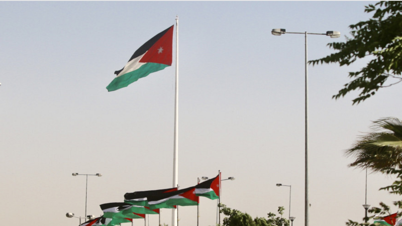 ناديا الوحدات والحسين يثمنان الموقف الرسمي بطرد السفير الاسرائيلي من عمان