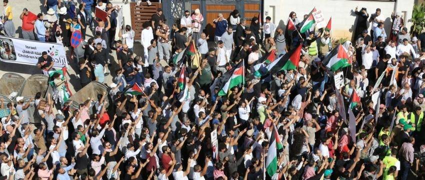 وقفات تضامنية تعم المملكة تنديدًا بجرائم الاحتلال على غزة