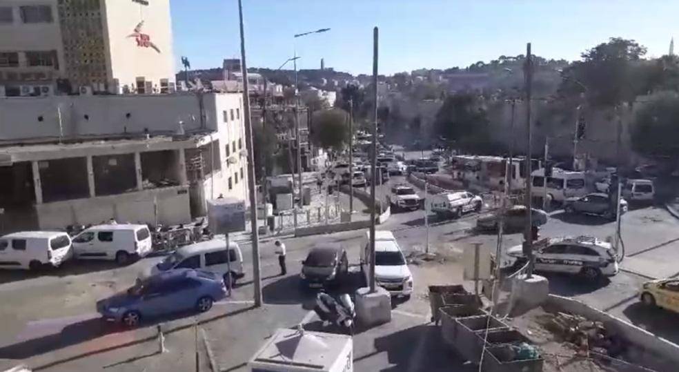 إصابتان خطيرتان لمستوطنين جراء عملية طعن بالقدس