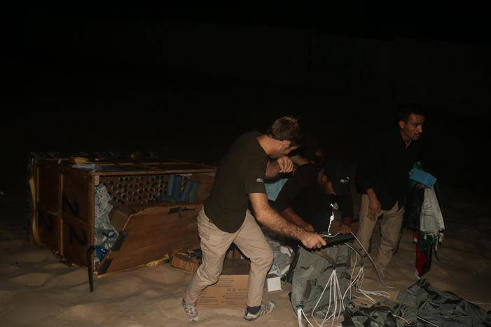 المشاهد الاولى من غزة بعد الانزال الذي نفذه الجيش الاردني  صور