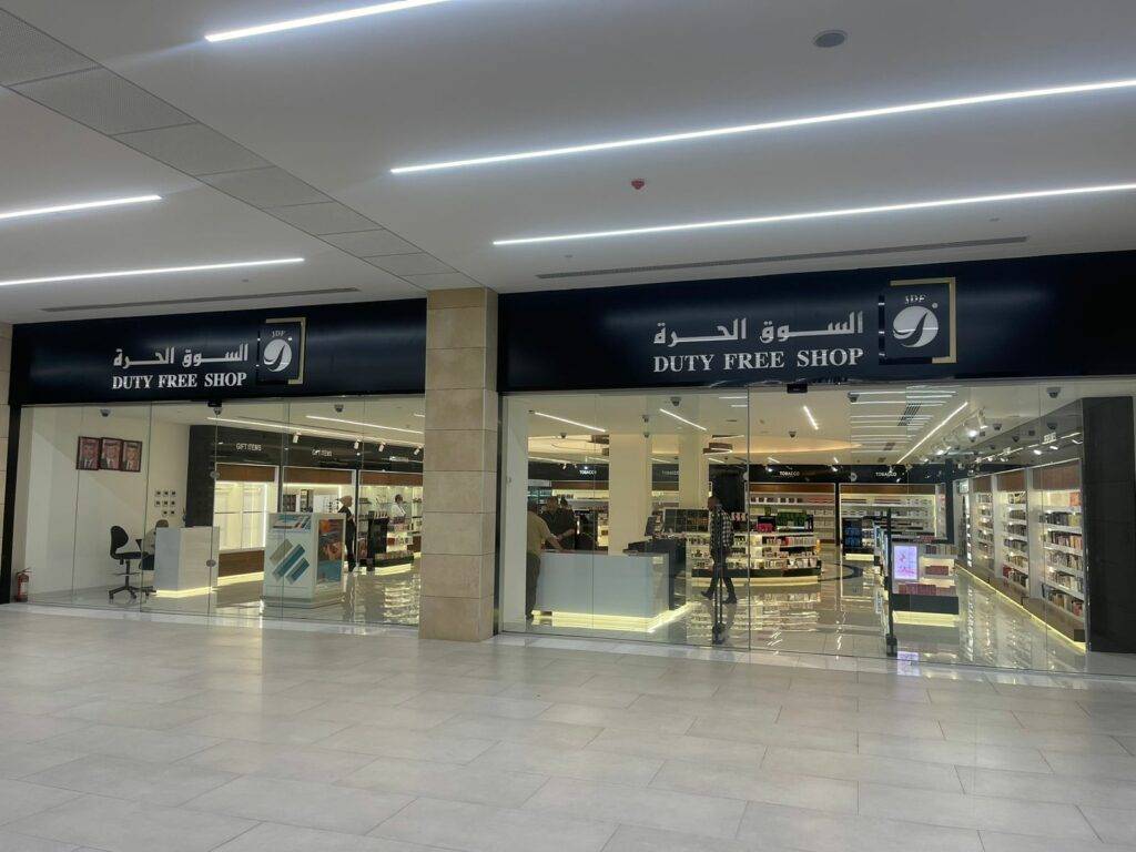 المجالي يتفقد الأسواق الحرة جسر الشيخ حسين