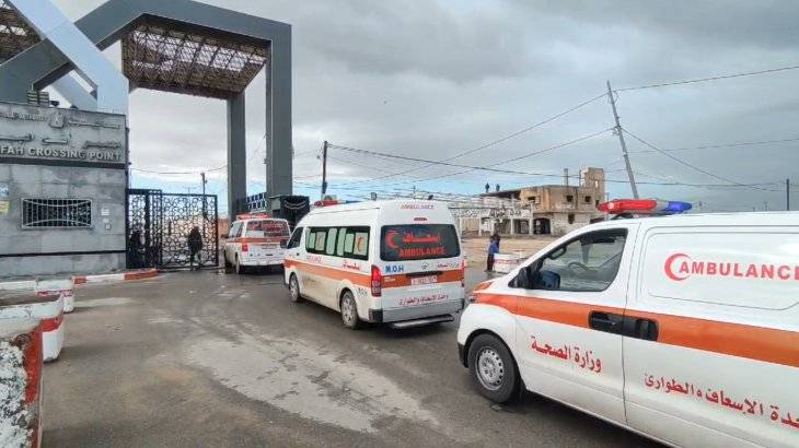 مستشفى الشفاء بلا ماء وسيارات إسعاف من مصر لإخلاء المرضى