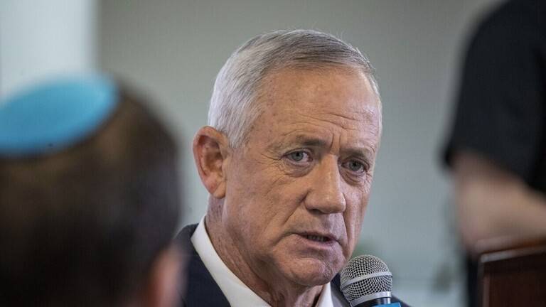 لمرة واحدة فقط.. غانتس يكشف تفاصيل موافقة إسرائيل على تزويد غزة بـ 60 ألف لتر وقود