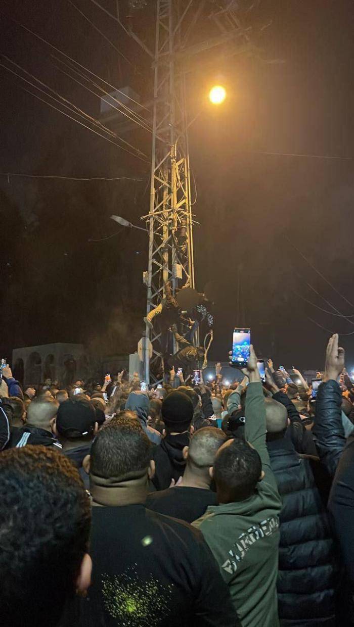 إعدام عميلين للاحتلال على مدخل طولكرم