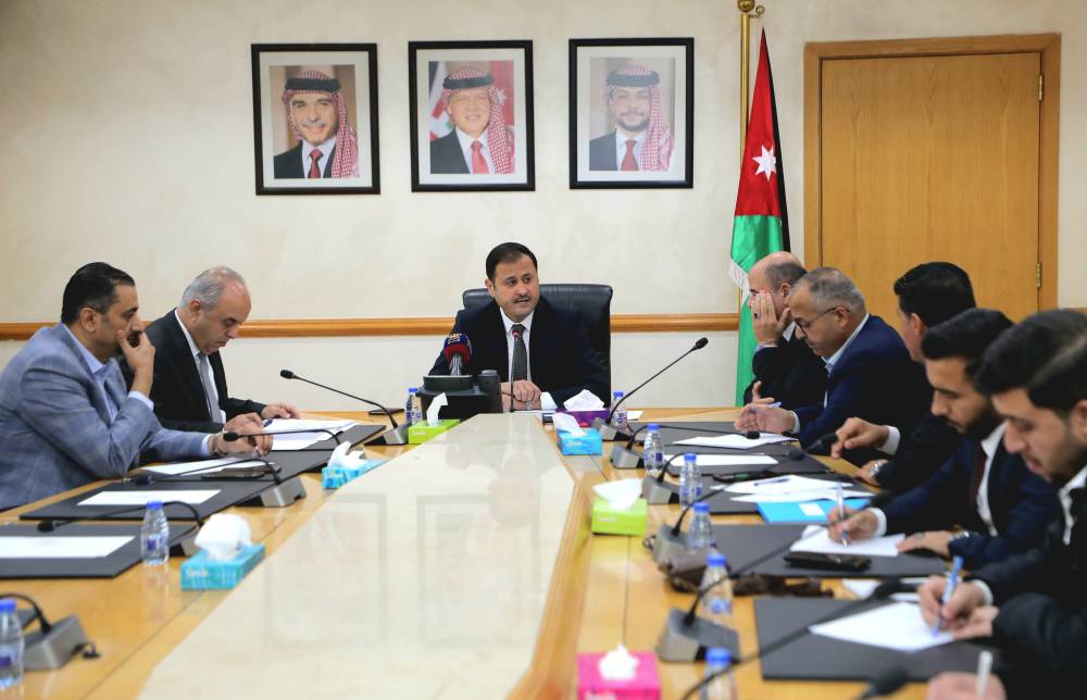 تعليم النواب تدعو للتخلص من التعليم الإضافي