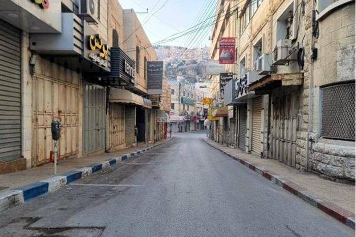 اضراب شامل يعم فلسطين تنديدا بعدوان الاحتلال على غزة