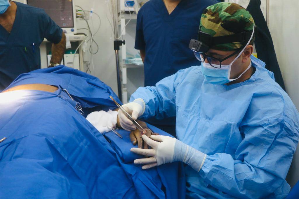 بعملية نوعية.. ميداني نابلس 1 يعيد الابتسامة لعشرينية تعاني من تشوه ومحدودية بحركة أصابع اليد