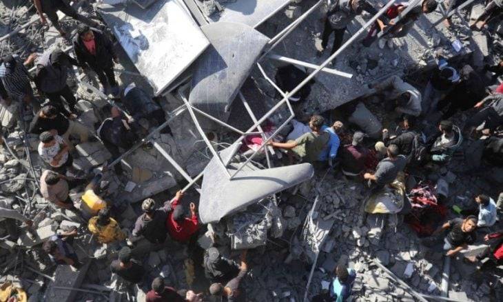 ذخائر أمريكية قتلت 43 مدنيا في غارتين بغزة