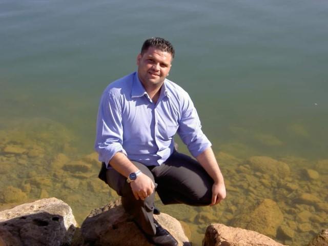 (ببلاش بروح أساعد أهل غزة) رحيل ممرض أردني على رأس عمله