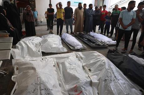 4 شهداء بينهم طفلة بقصف الاحتلال على منزل في مخيم البريج