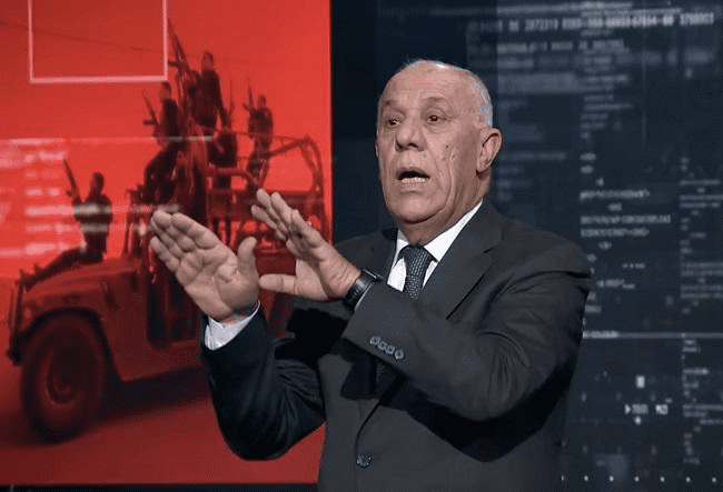 مقاوم فلسطيني يقصف ويقول : حلل يا دويري.. فيديو