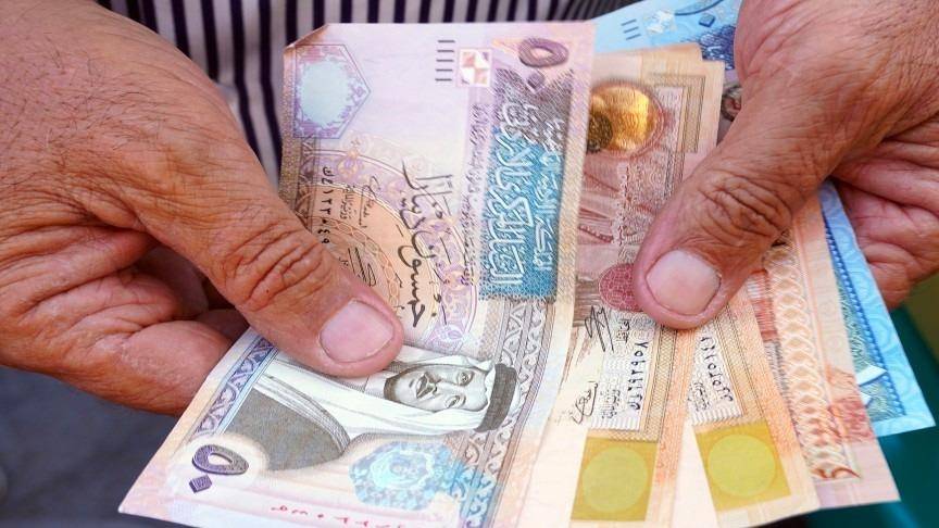 المعونة الوطنية: صرف رواتب كانون أول قبل نهاية الشهر الحالي