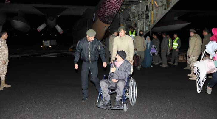 العمل على إجلاء 119 مواطناً أردنياً من المقيمين والمتواجدين في غزة