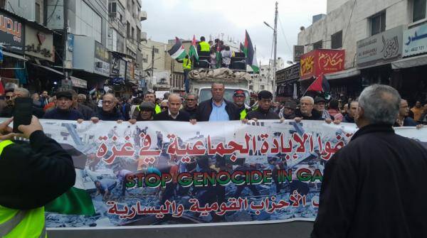 مسيرات أردنية تطالب بوقف الإبادة الجماعية في غزة
