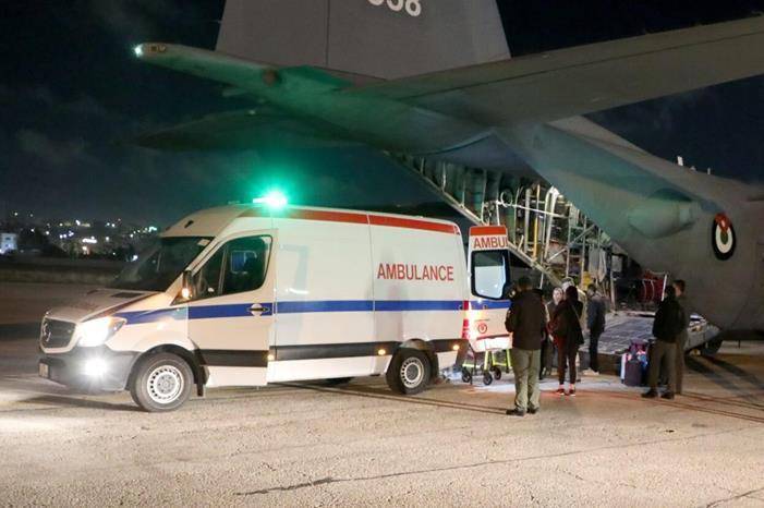 طائرة إخلاء طبي تابعة لسلاح الجو الملكي تُخلي عائلة أردنية تعرضت لحادث سير في السعودية