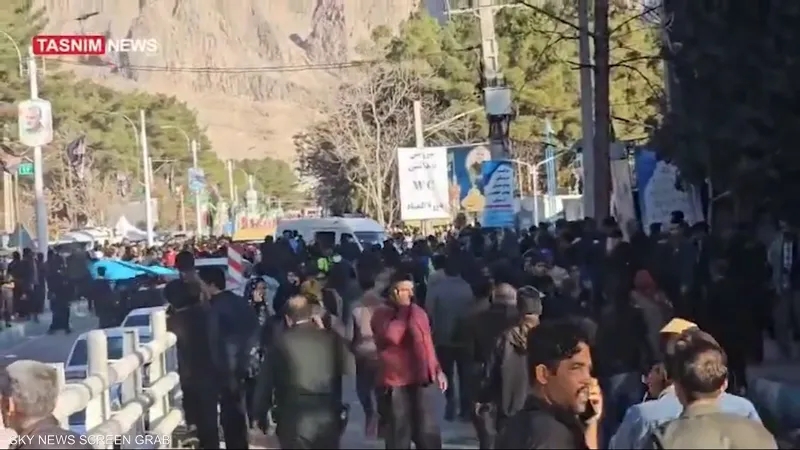 أول تعليق من الرئيس الإيراني على هجوم كرمان الذي نتج بسبب قنابل وضعت في حقائب