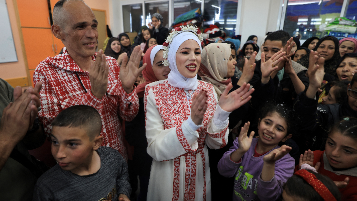 أفنان جبريل .. عروس غزّة وسط أزمة النزوح وقسوة الحرب.. التفاصيل